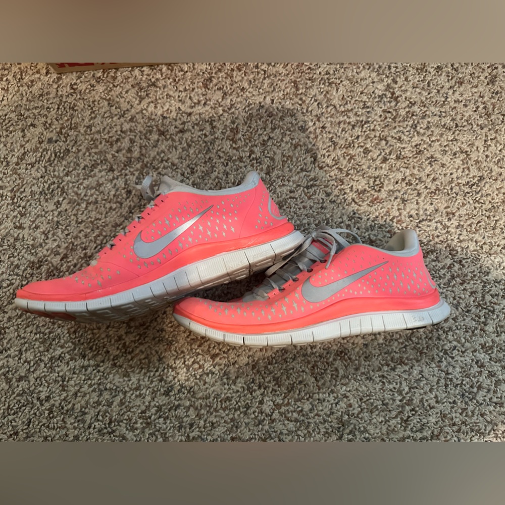 Nike free shoes